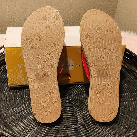 CRISS CROSS STRAP SANDALS COLOR RED - Picture 5 of 7